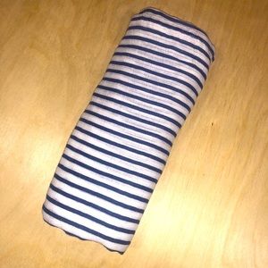 Swaddle blanket white and navy